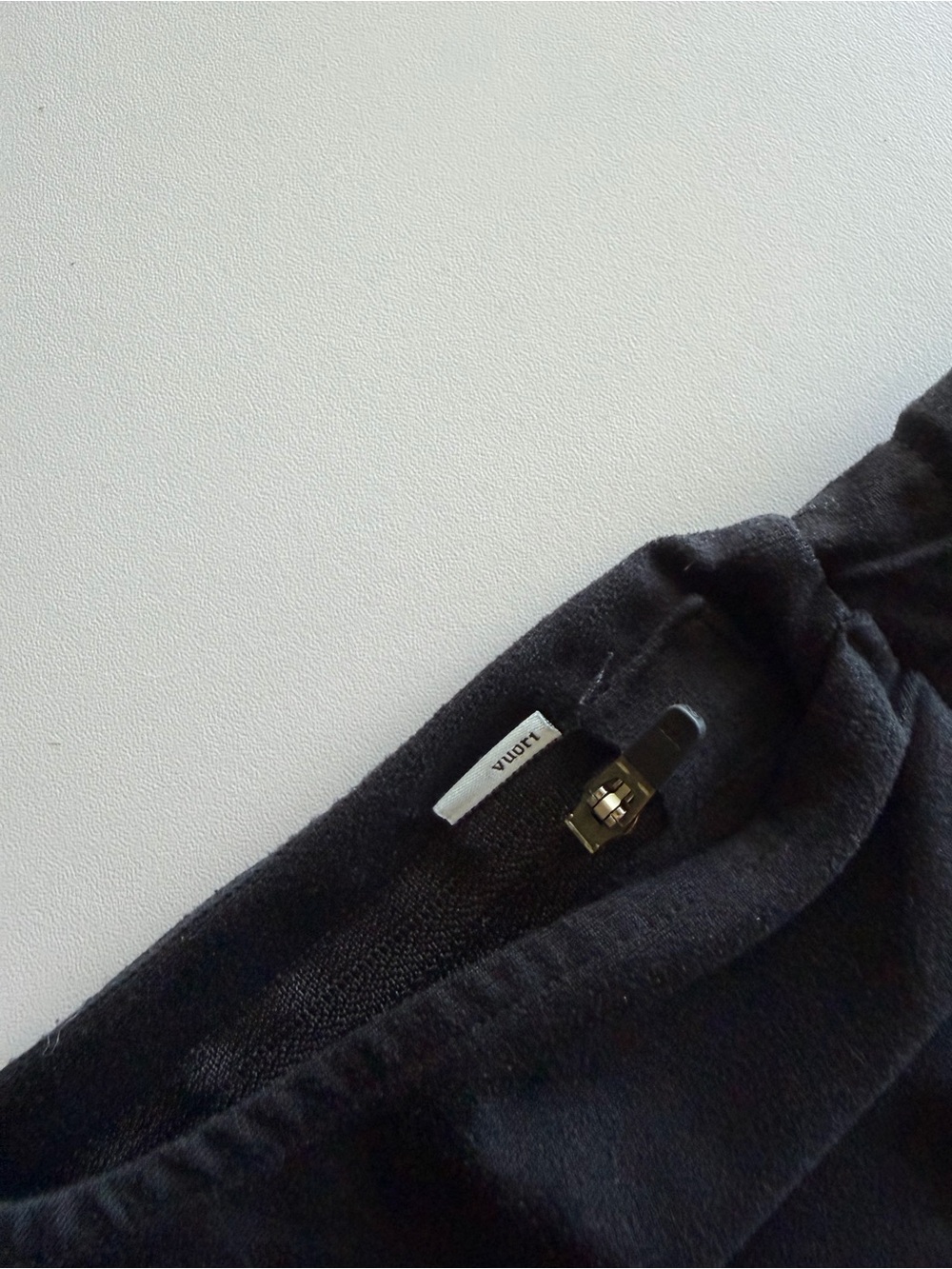 Vuori Black Athletic Lounge Shorts with White Drawstring - Picture 3 of 4